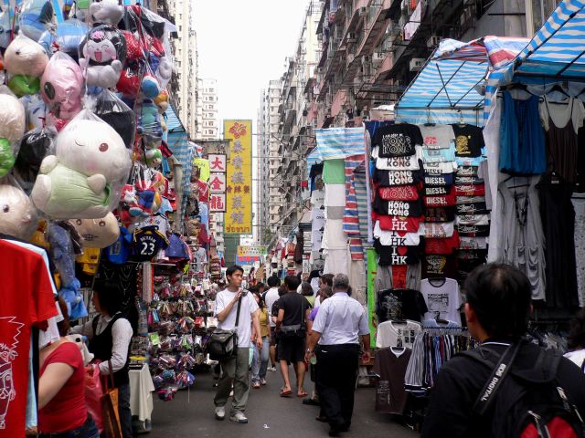 Những chợ bán buôn nổi tiếng không thể bỏ qua khi đi đánh hàng Quảng Châu
